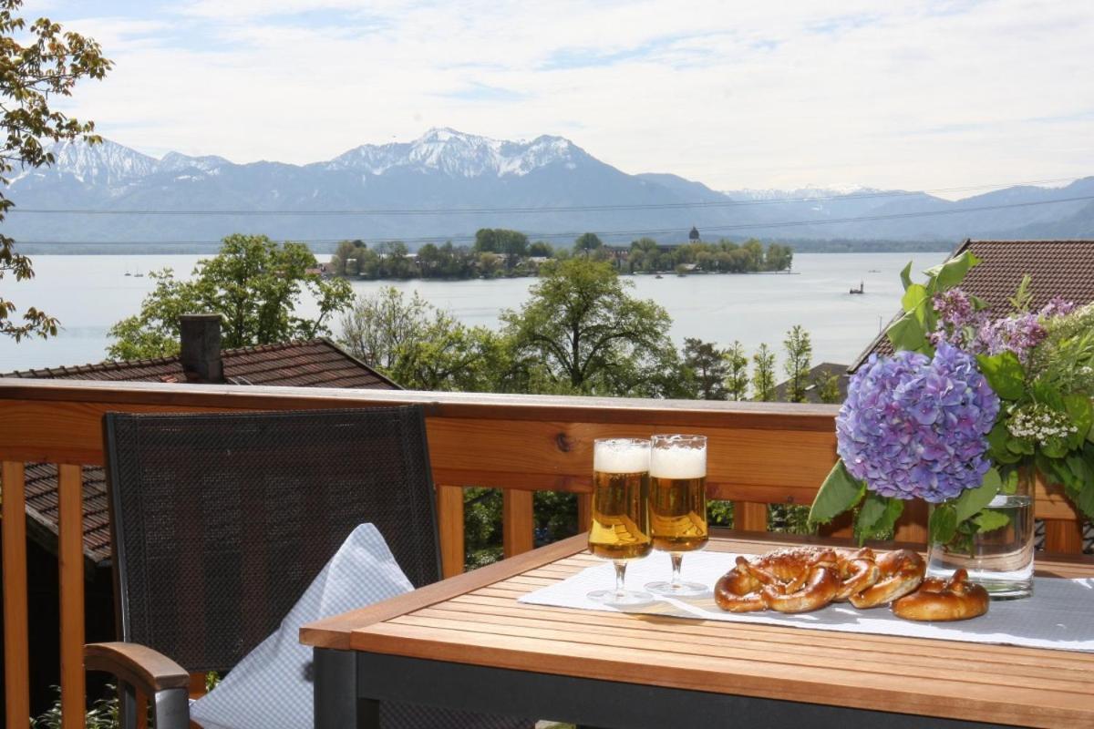 Haus Chiemsee-Blick غشتات أم كيمزي المظهر الخارجي الصورة